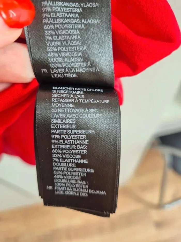 Très belle robe de cocktail rouge H&M taille XS 34 - photo numéro 7