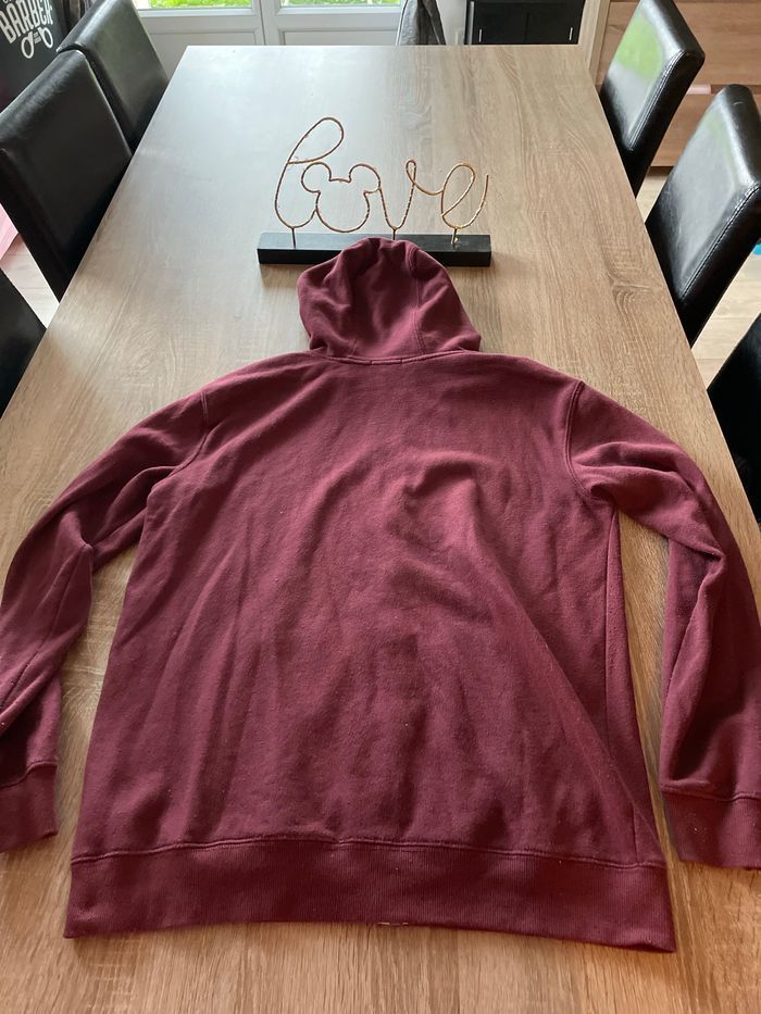 Très belle veste zippé bordeaux kiabi taille 16 ans - photo numéro 4