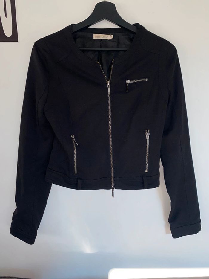 Veste noire - photo numéro 2