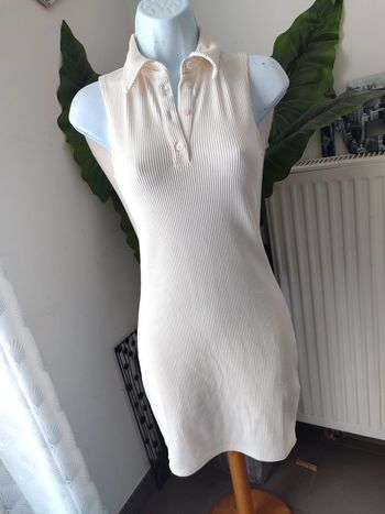 Robe courte moulante côtelé