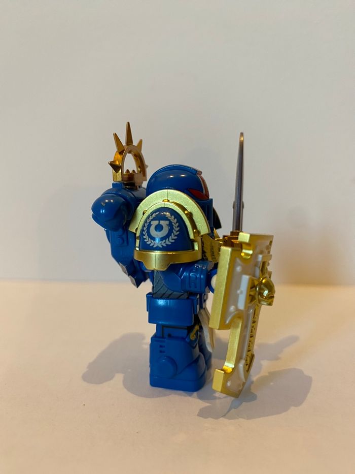 Figurine type Lego Warhammer. Warhammer - photo numéro 2