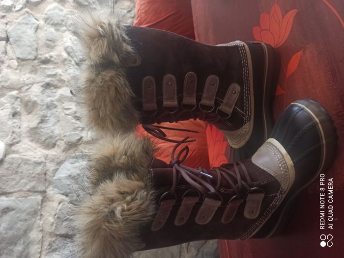 Bottes neige Sorel Joan Of Arctic T39 val 199€