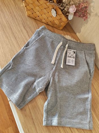 Bermudas garçon taille 8 ans kiabi NEUF
