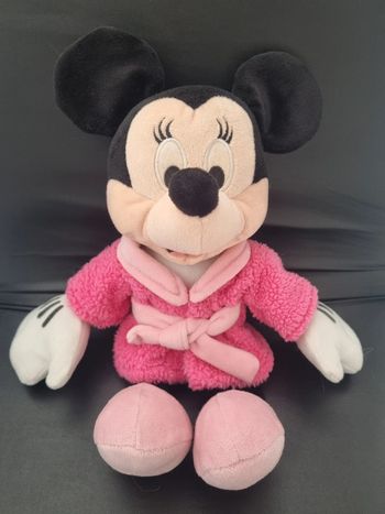 Peluche minnie peignoir rose