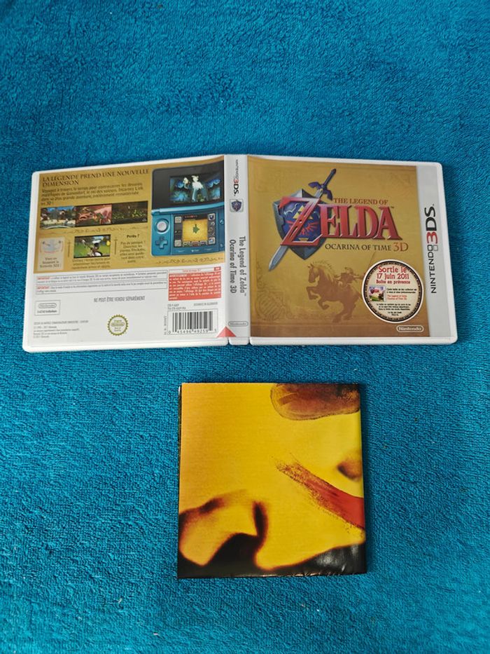 3DS The legend of Zelda ocarina of time 3D avec boitier précommande - photo numéro 3