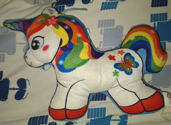 Peluche licorne 