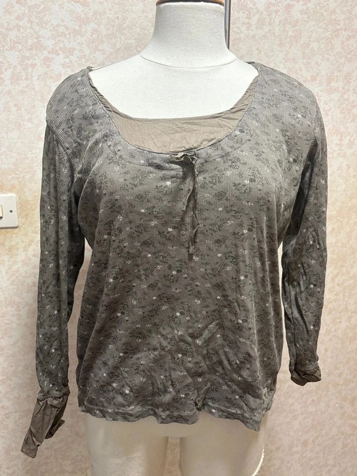 Blouse manche longue taille 5 marque terre de marins