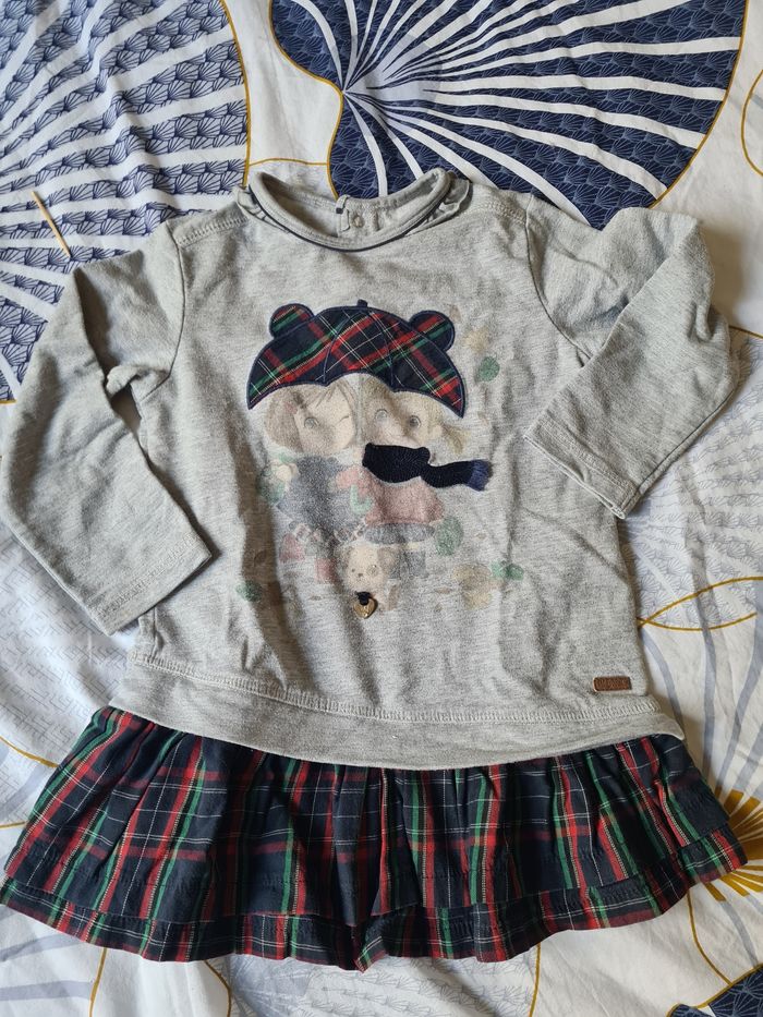 Robe. 24 mois. Mayoral. Gris clair et carreaux.