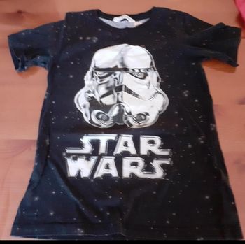 T-Shirt Star Wars t. 8-10 ans