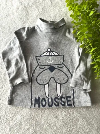 Très beau haut longue manche à Cole roulé petit garçon