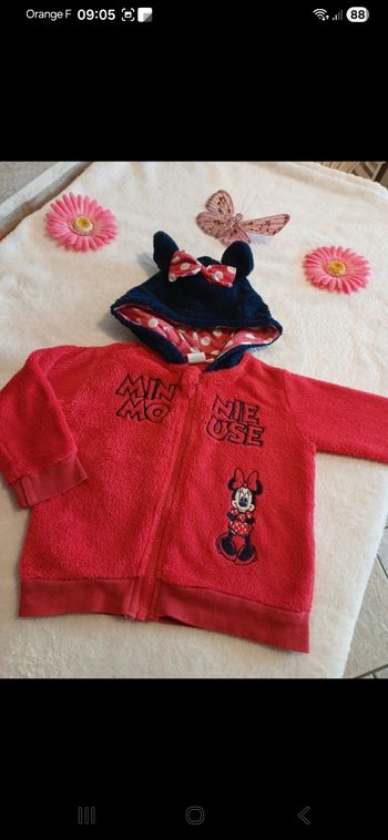 Sweat bébé taille 6 mois