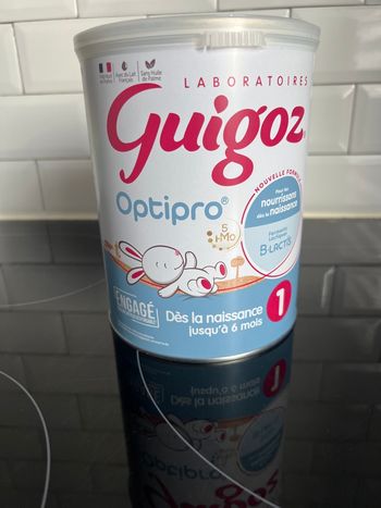 Lait guigoz neuve dans son emballage 