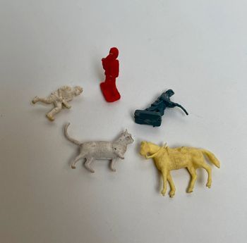 Lot de 5 figurines anciennes animaux et soldats