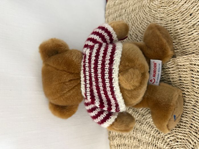 Ours en peluche Americana Aurora USA, pull patriotique brodé - photo numéro 3