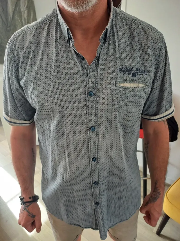 Lot 2 Chemises homme T.L - photo numéro 5