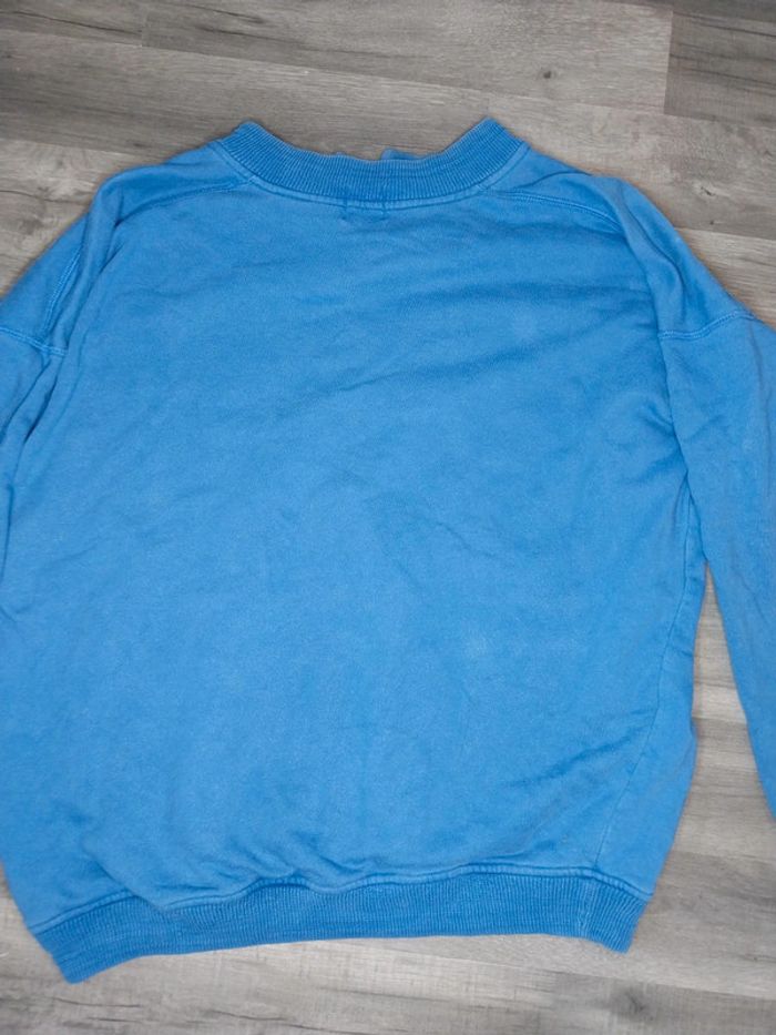 Pull GAP bleu en tres bon état - photo numéro 2