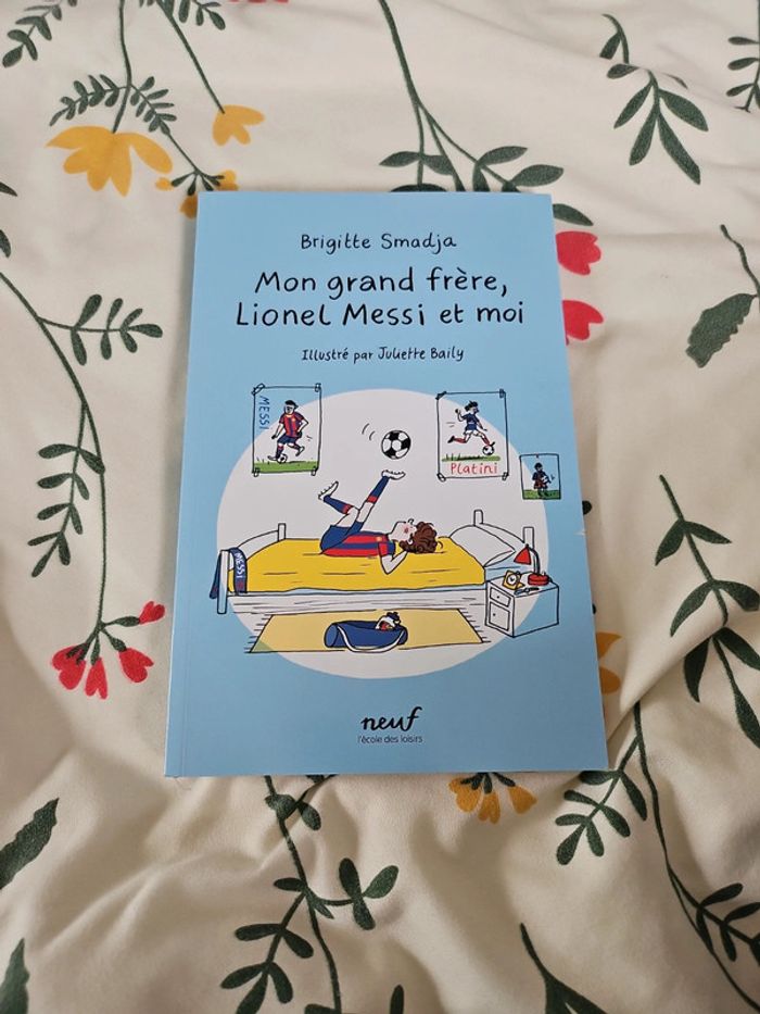 Livre 📖  mon grand frère, Lionel Messi et moi neuf