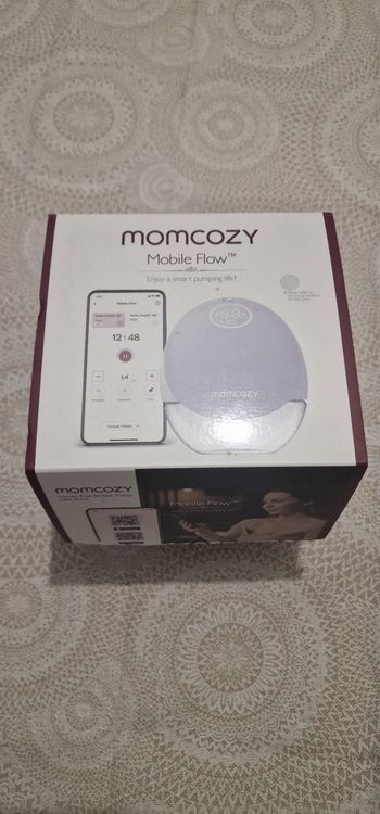 Momcozy M9 