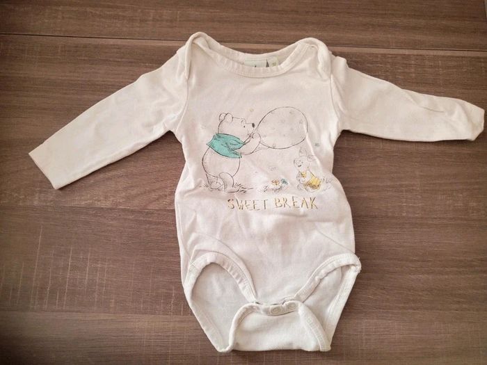 Lot de 13 bodies 3 mois - photo numéro 8