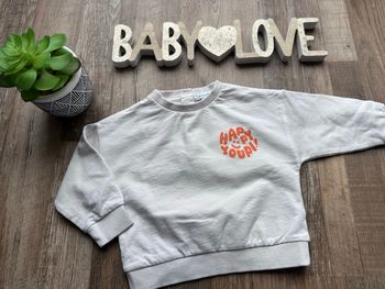 - Pull Vertbaudet  - 18 mois - bon état, tache 