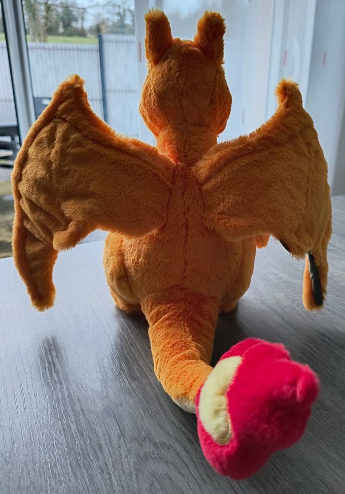 Peluche Pokémon Dracaufeu 🔥 - photo numéro 6