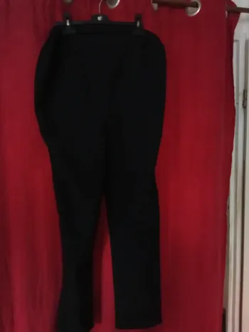 (153) Pantalon de grossesse taille 44