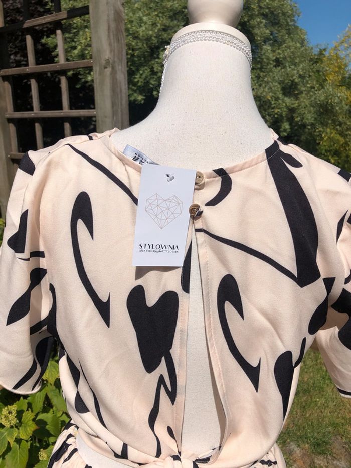 Robe neuve taille S/M - photo numéro 7