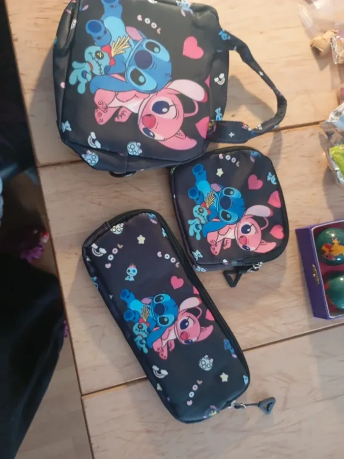 Ensemble stitch neuf