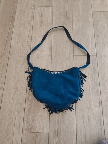 Sac en bandoulière bleu électrique à franges