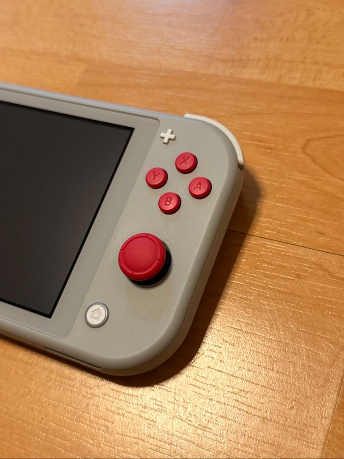 Nintendo switch lite édition Pokémon - photo numéro 4