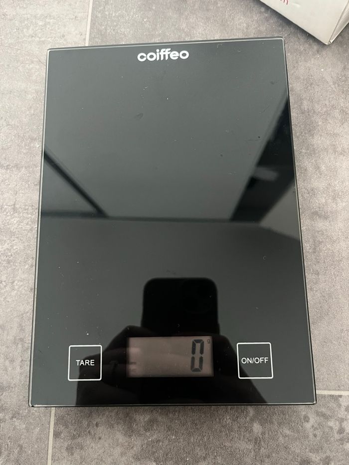 Balance de coiffeur coiffeo - photo numéro 4