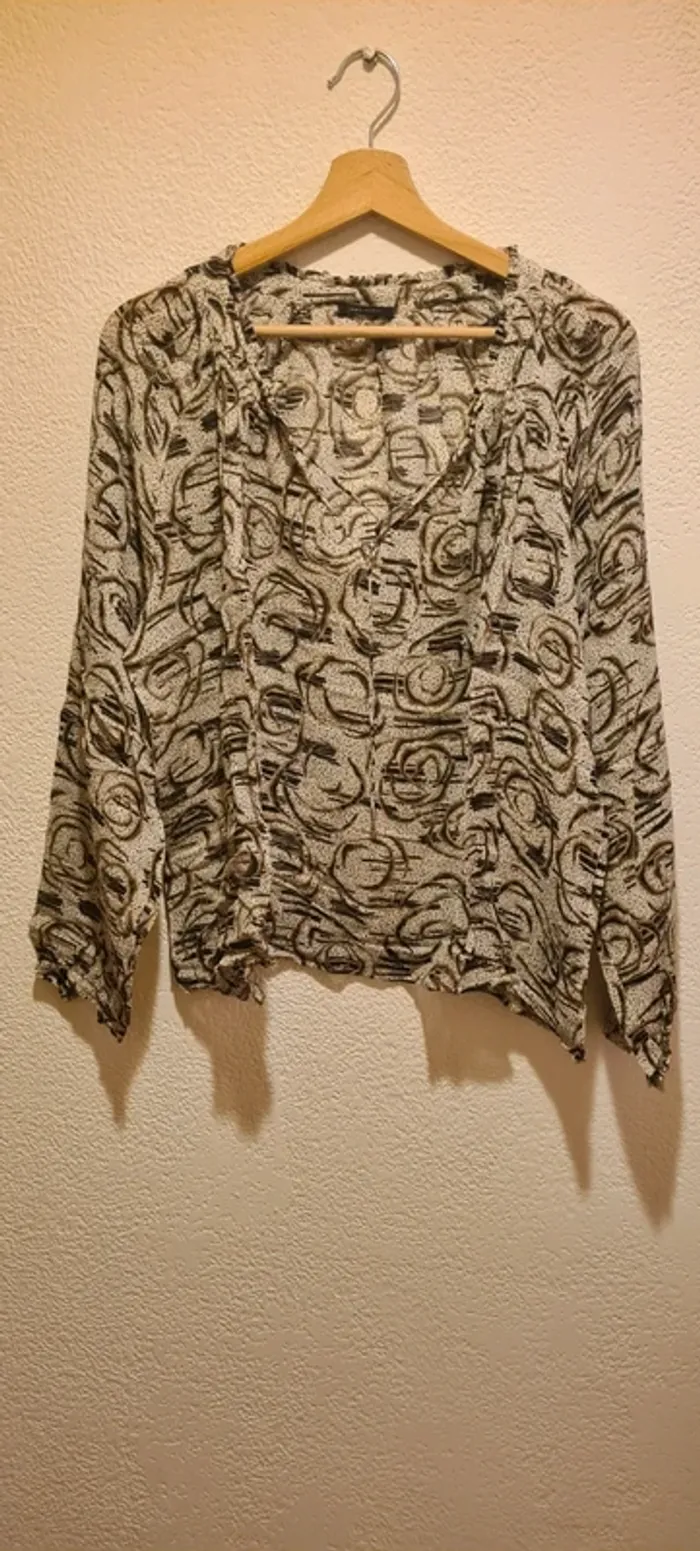 Blouse beige à motifs IKKS