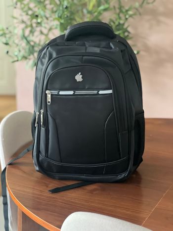 Sac à dos noir neuf 