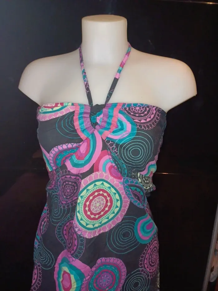 Magnifique robe dos nu style desigual L/XL - photo numéro 2