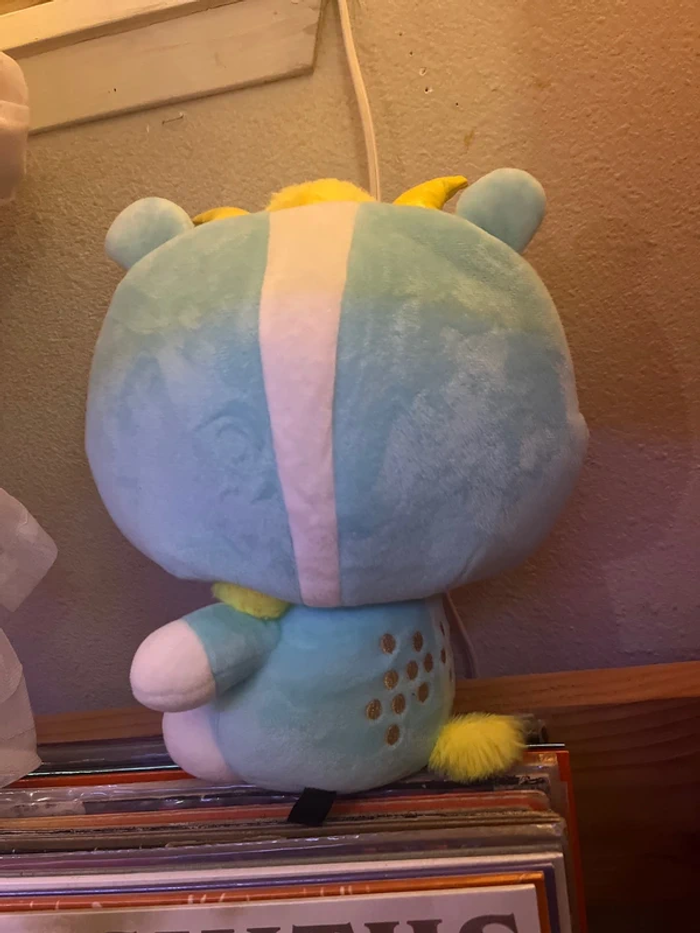 Capricorne Peluche Hello Kitty - photo numéro 2