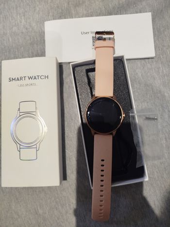 Montre  connecter  avc chargeur d origine