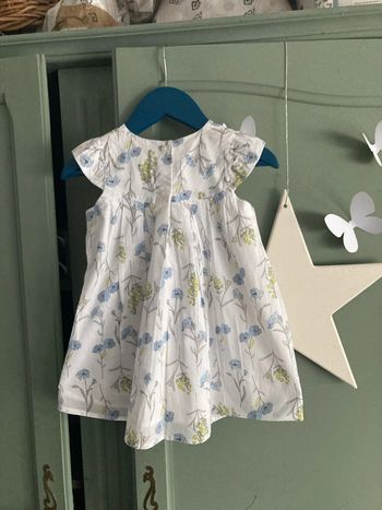 Robe bébé fleurie