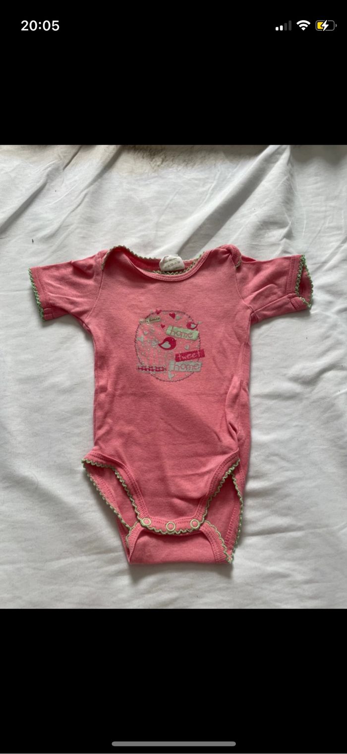 Body manche courte rose