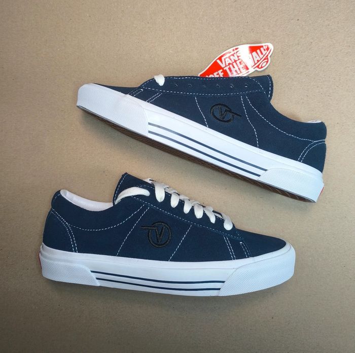 Baskets Vans sid suede mixte bleue marine pointure 36.5 neuves avec boîte - photo numéro 2