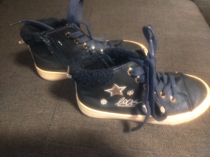 Chaussures fourrés fille T 31 Kiabi a lacets et fermeture - photo numéro 3