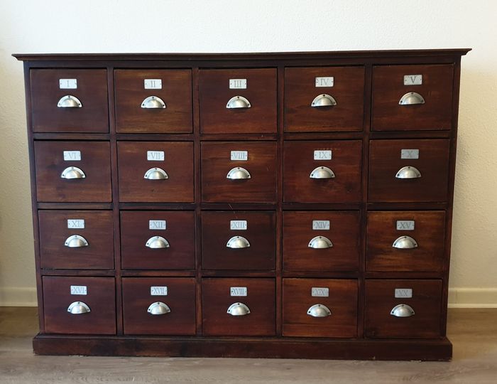 Chiffonnier Indonésien 20 tiroirs