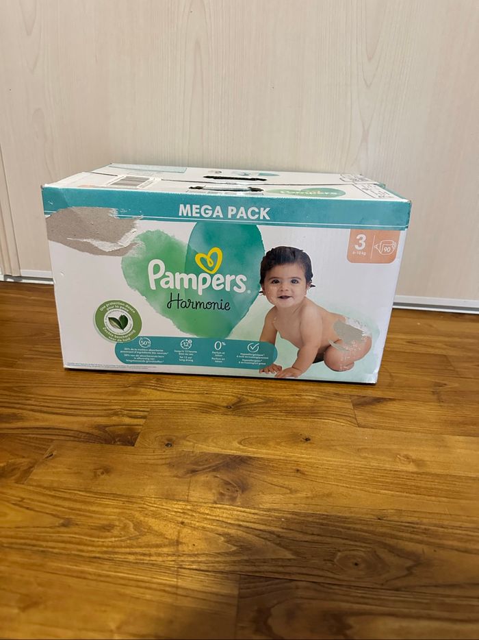 1 paquet Pampers Harmonie Taille 3 – 90 couches neuves