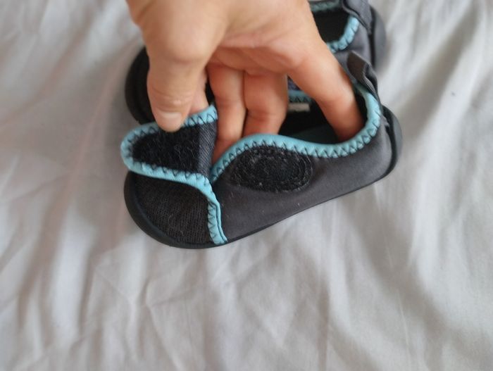 Chaussons Domyos pointure 22 - photo numéro 2