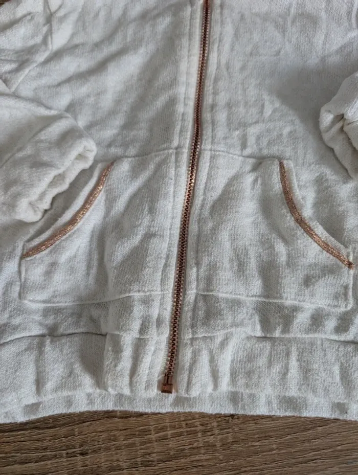 Gilet a capuche crème - photo numéro 3