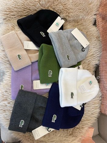 Bonnets Lacoste