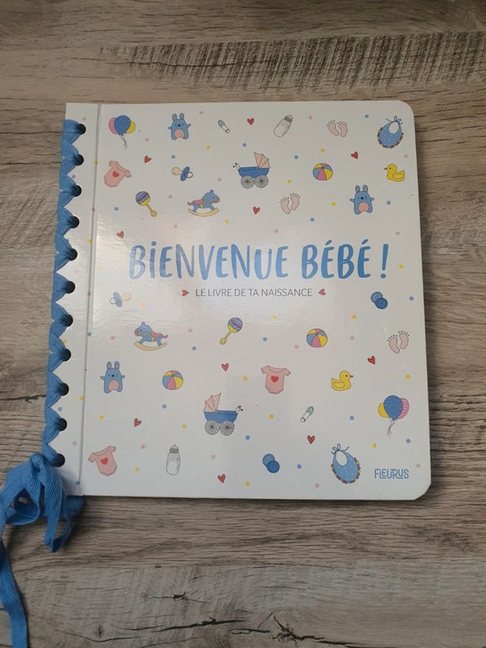 Livre de naissance bébé