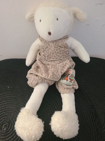 La Grande Famille Peluche Albert le Mouton Les Tout-Petits