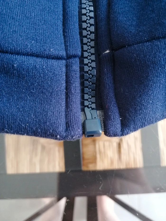 Sweat bleu - photo numéro 6