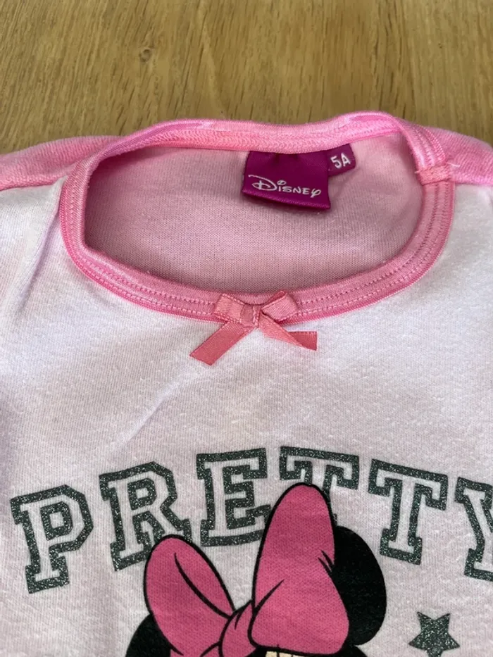 Lot vêtements 5 ans pyjama t-shirt chaussettes - photo numéro 3