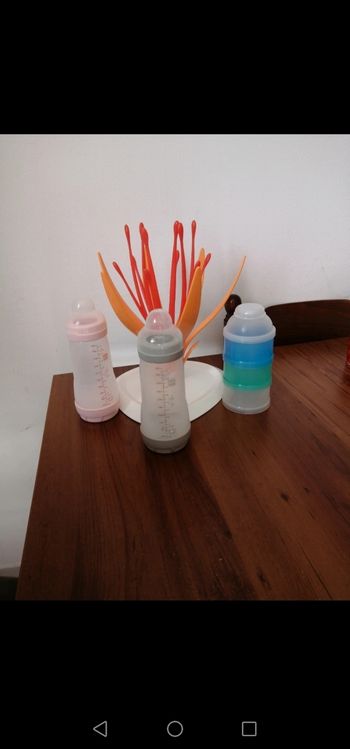 Égouttoir +biberon et dosettes